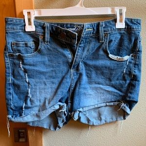 Universal Threat Mid-Rise Boyfriend Short